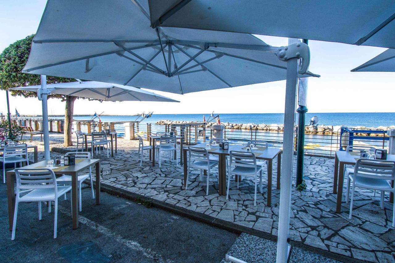Hotel San Pietro Chiavari Buitenkant foto