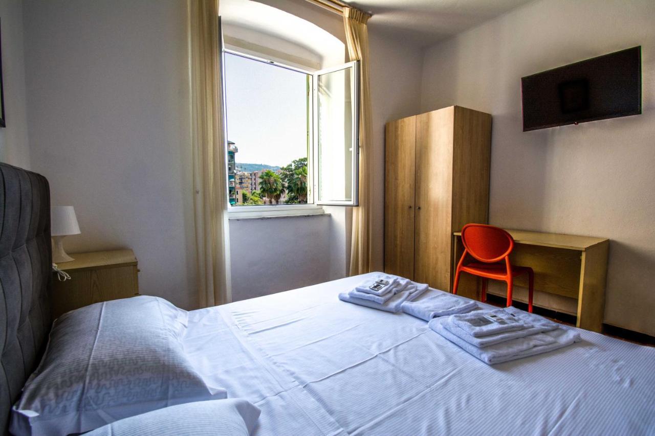 Hotel San Pietro Chiavari Buitenkant foto